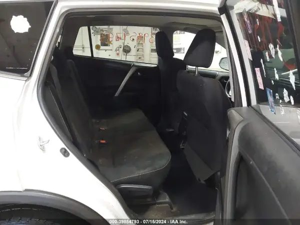 2T3RFREV4JW799910 2018 TOYOTA RAV 4 - Image 8
