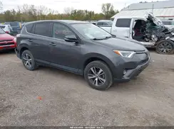 2T3RFREV4JW801543 2018 TOYOTA RAV 4