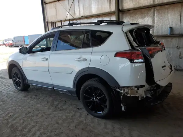 2T3RFREV4JW806919 2018 TOYOTA RAV 4 - Image 2