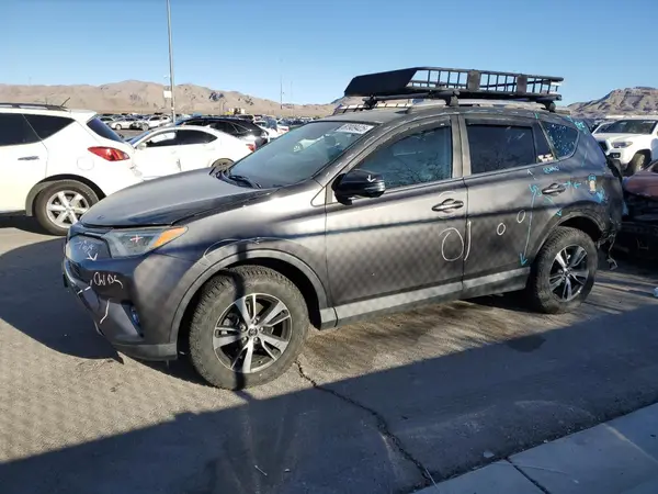 2T3RFREV4JW808038 2018 TOYOTA RAV 4 - Image 1