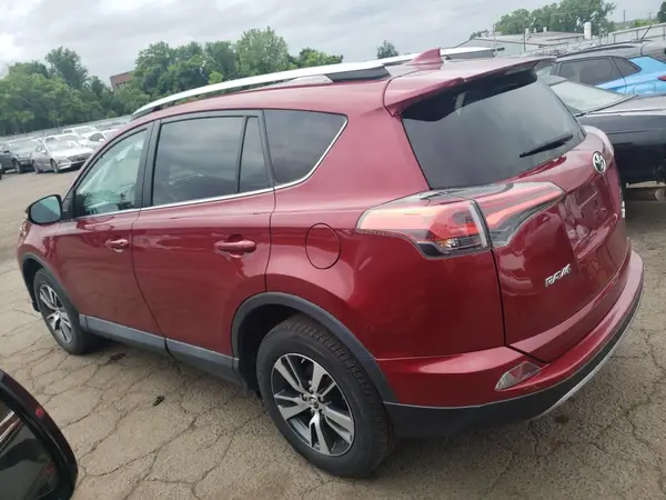 2T3RFREV4JW808816 2018 TOYOTA RAV 4 - Image 2