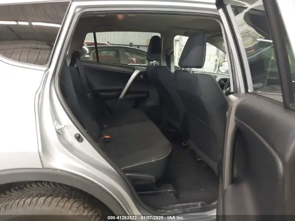 2T3RFREV4JW809416 2018 TOYOTA RAV 4 - Image 8