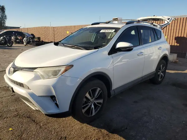 2T3RFREV4JW814504 2018 TOYOTA RAV 4 - Image 1