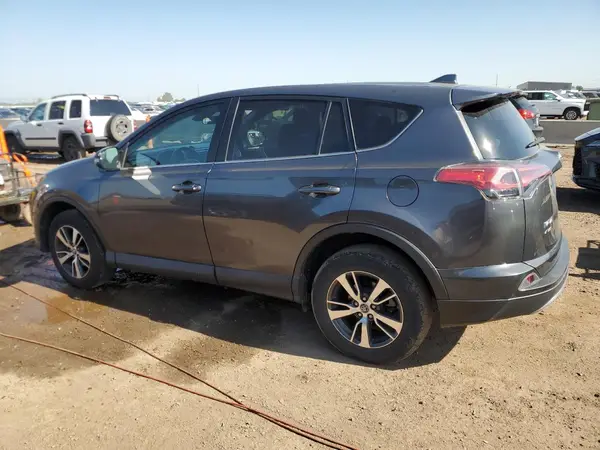 2T3RFREV4JW814809 2018 TOYOTA RAV 4 - Image 2