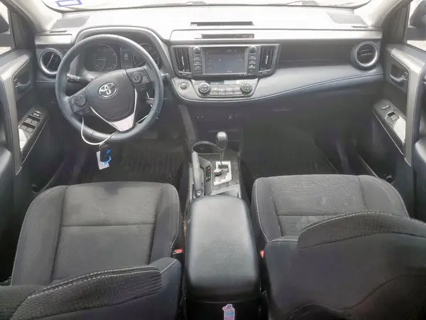 2T3RFREV4JW837538 2018 TOYOTA RAV 4 - Image 8