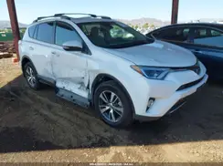 2T3RFREV4JW847213 2018 TOYOTA RAV 4