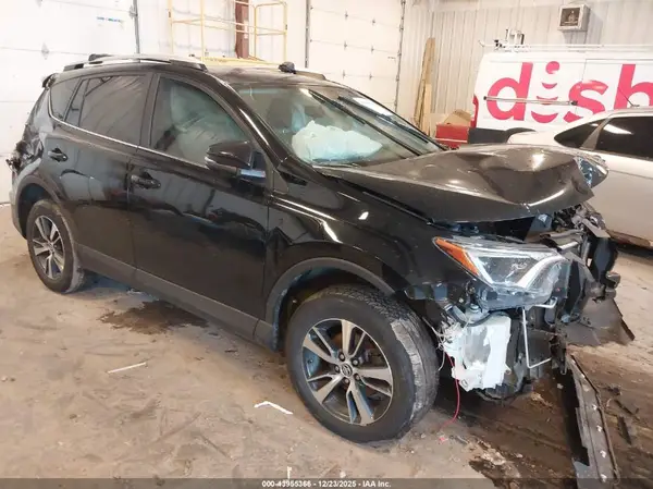 2T3RFREV5GW435083 2016 TOYOTA RAV 4 - Image 1
