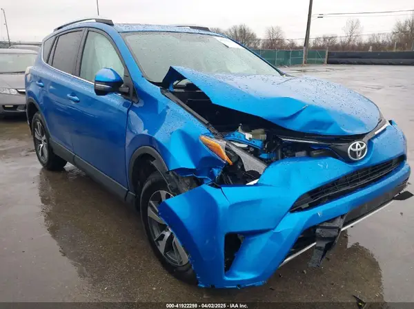 2T3RFREV5GW443670 2016 TOYOTA RAV 4 - Image 1