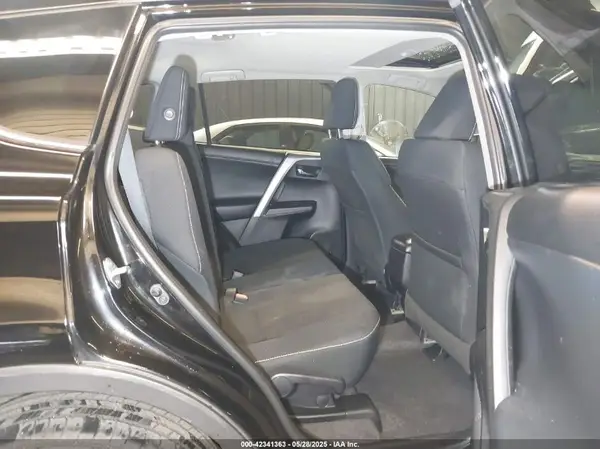 2T3RFREV5GW450313 2016 TOYOTA RAV 4 - Image 8