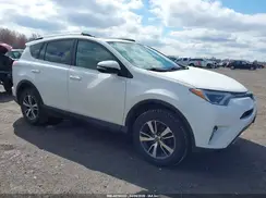 2T3RFREV5GW476121 2016 TOYOTA RAV 4