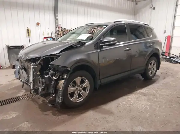 2T3RFREV5GW534129 2016 TOYOTA RAV 4 - Image 2