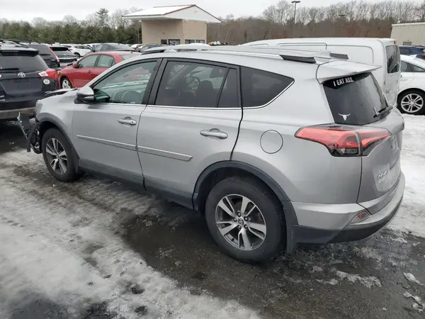 2T3RFREV5HW613656 2017 TOYOTA RAV 4 - Image 2