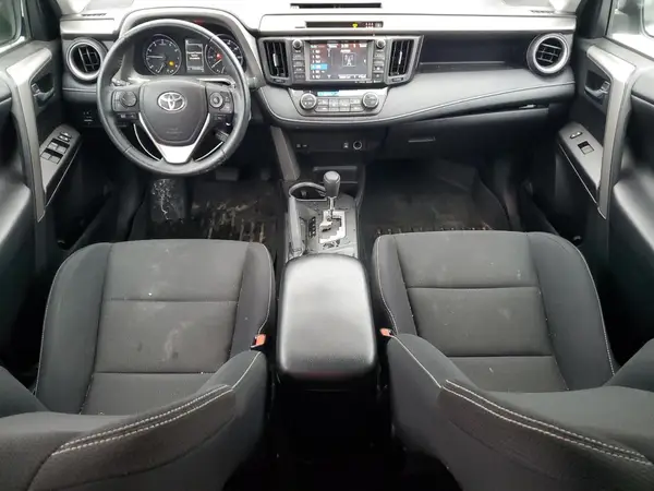 2T3RFREV5HW613656 2017 TOYOTA RAV 4 - Image 8