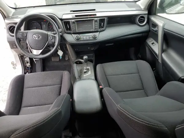 2T3RFREV5HW646608 2017 TOYOTA RAV 4 - Image 8