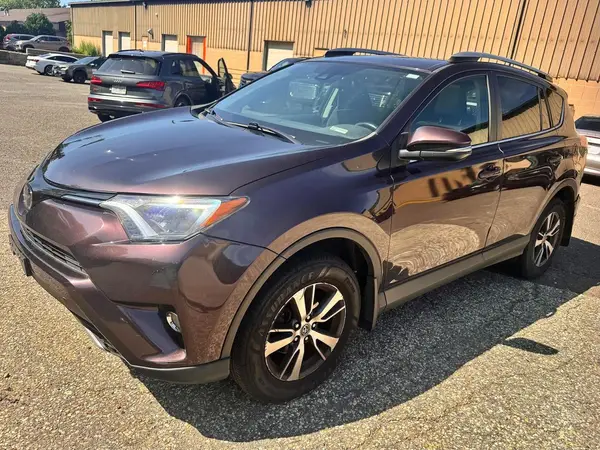 2T3RFREV5HW659357 2017 TOYOTA RAV 4 - Image 2