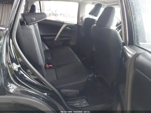 2T3RFREV5HW660444 2017 TOYOTA RAV 4 - Image 8