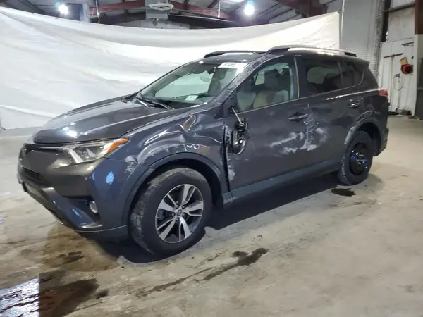 2T3RFREV5HW680161 2017 TOYOTA RAV 4 - Image 1