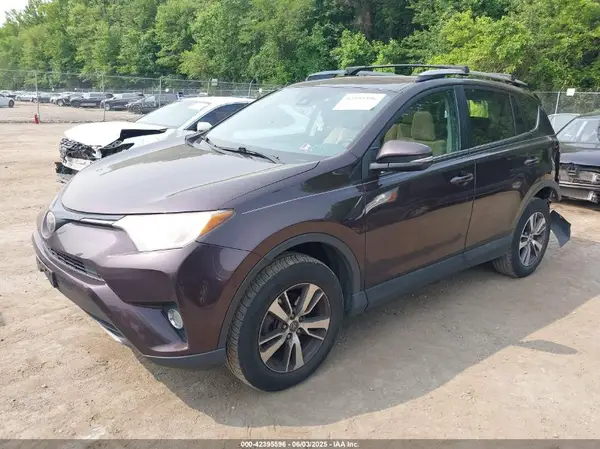 2T3RFREV5JW712483 2018 TOYOTA RAV 4 - Image 2