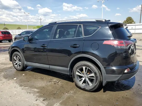 2T3RFREV5JW723645 2018 TOYOTA RAV 4 - Image 2