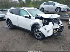 2T3RFREV5JW749453 2018 TOYOTA RAV 4