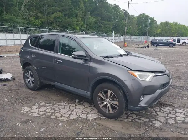 2T3RFREV5JW800336 2018 TOYOTA RAV 4 - Image 1