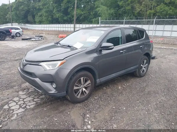 2T3RFREV5JW800336 2018 TOYOTA RAV 4 - Image 2