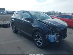 2T3RFREV5JW806704 2018 TOYOTA RAV 4