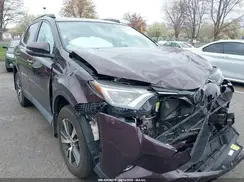 2T3RFREV5JW811742 2018 TOYOTA RAV 4