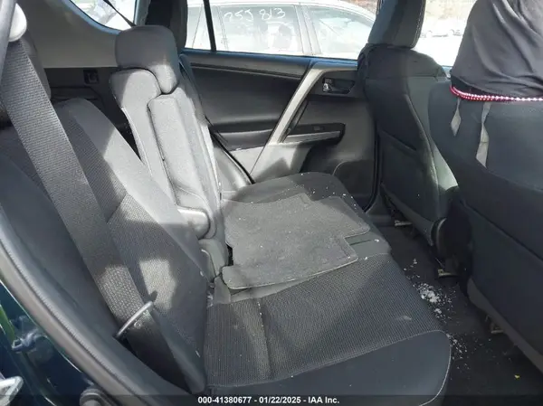 2T3RFREV5JW814110 2018 TOYOTA RAV 4 - Image 8
