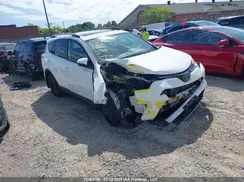 2T3RFREV5JW828511 2018 TOYOTA RAV 4