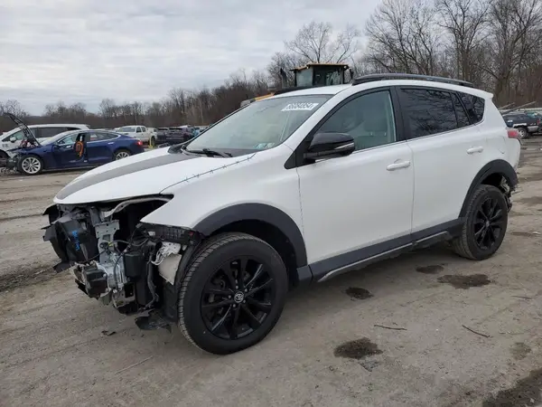 2T3RFREV5JW839458 2018 TOYOTA RAV 4 - Image 1