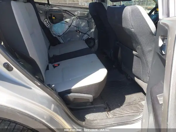 2T3RFREV5JW856101 2018 TOYOTA RAV 4 - Image 8