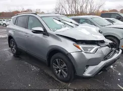 2T3RFREV5JW857040 2018 TOYOTA RAV 4