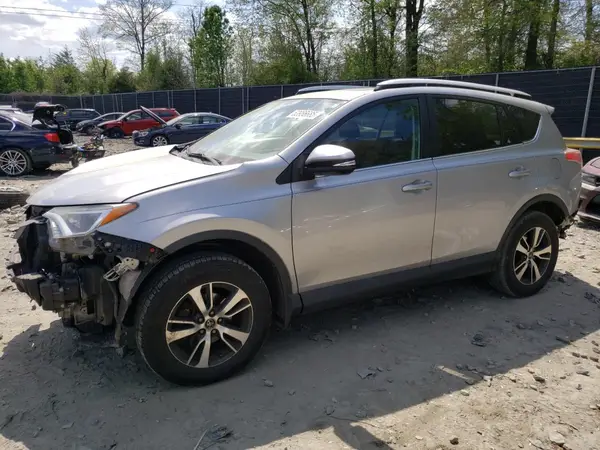 2T3RFREV6GW419684 2016 TOYOTA RAV 4 - Image 1