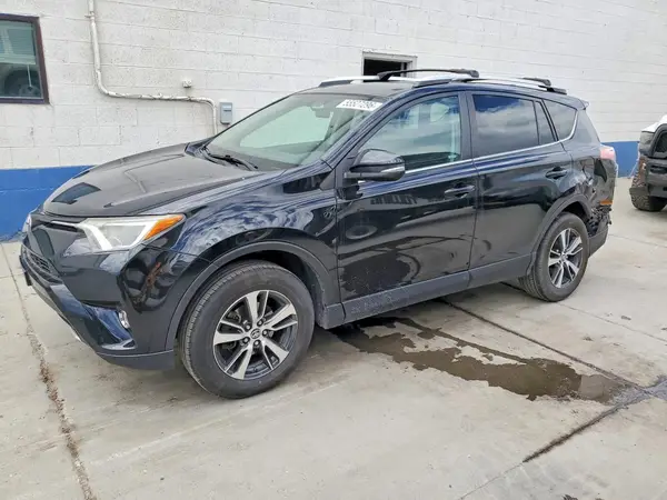 2T3RFREV6GW435965 2016 TOYOTA RAV 4 - Image 1