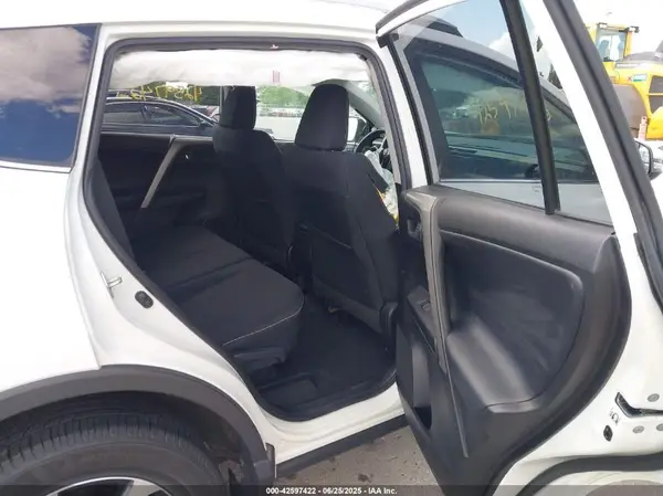 2T3RFREV6GW444729 2016 TOYOTA RAV 4 - Image 8