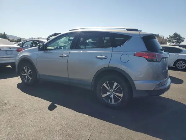 2T3RFREV6GW522216 2016 TOYOTA RAV 4 - Image 2