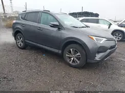 2T3RFREV6GW523821 2016 TOYOTA RAV 4