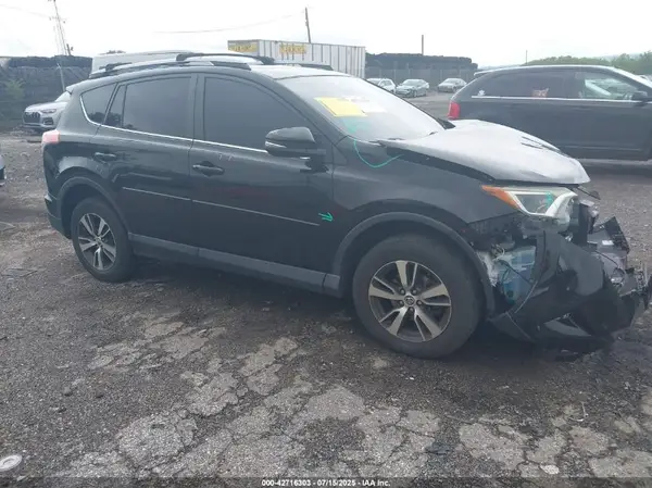 2T3RFREV6HW545027 2017 TOYOTA RAV 4 - Image 1