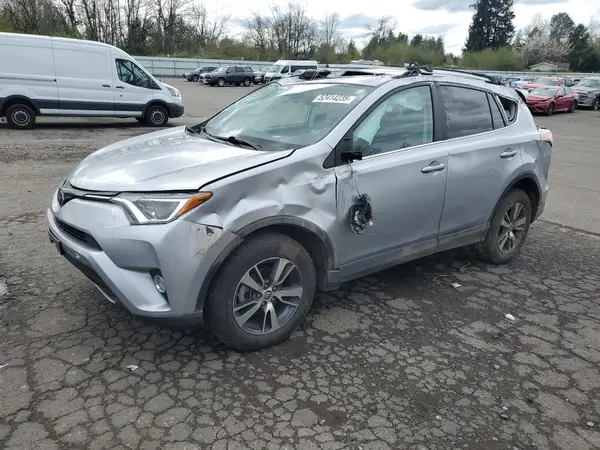 2T3RFREV6HW633186 2017 TOYOTA RAV 4 - Image 1