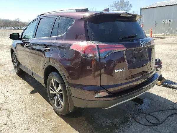 2T3RFREV6JW732841 2018 TOYOTA RAV 4 - Image 2
