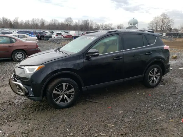 2T3RFREV6JW735352 2018 TOYOTA RAV 4 - Image 1