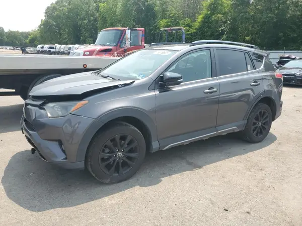 2T3RFREV6JW740762 2018 TOYOTA RAV 4 - Image 1
