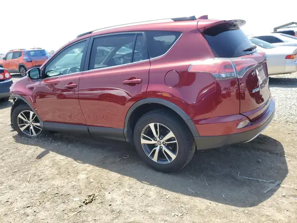 2T3RFREV6JW743158 2018 TOYOTA RAV 4 - Image 2