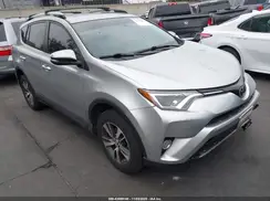 2T3RFREV6JW751258 2018 TOYOTA RAV 4