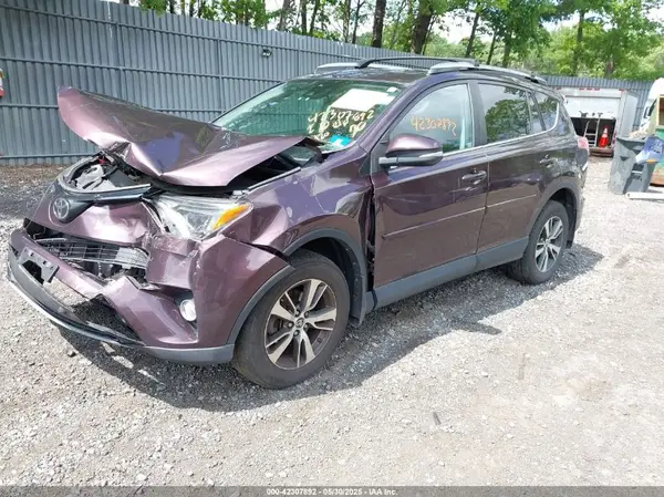2T3RFREV6JW757206 2018 TOYOTA RAV 4 - Image 2