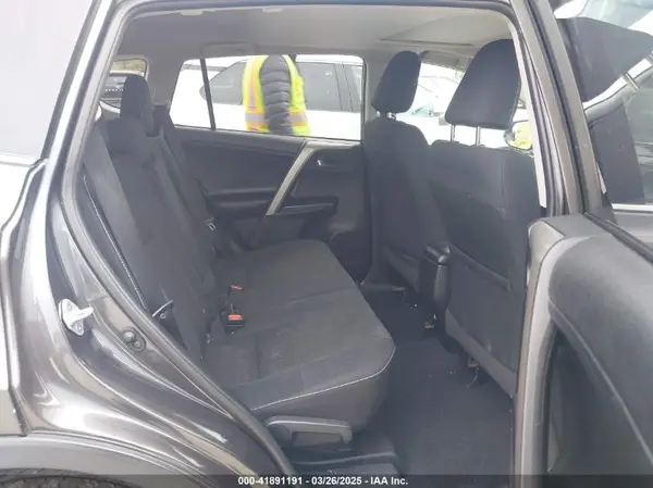 2T3RFREV6JW826931 2018 TOYOTA RAV 4 - Image 8