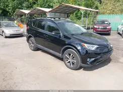2T3RFREV6JW828078 2018 TOYOTA RAV 4
