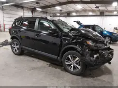 2T3RFREV6JW831207 2018 TOYOTA RAV 4