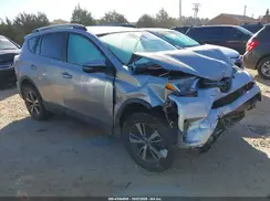 2T3RFREV6JW844376 2018 TOYOTA RAV 4